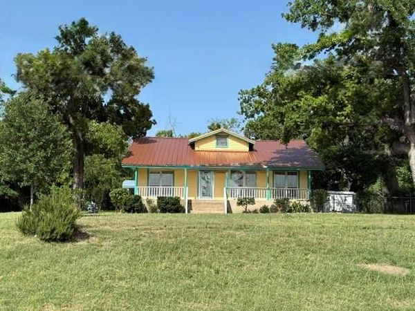 624 Alexander Road, Stephenville, TX 76401