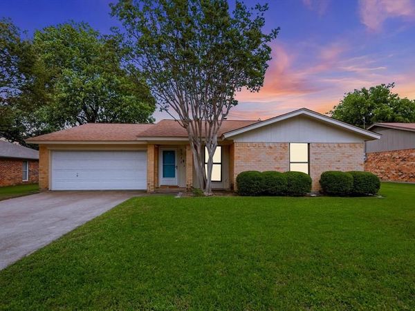 3311 Steeplewood Trail, Arlington, TX 76016