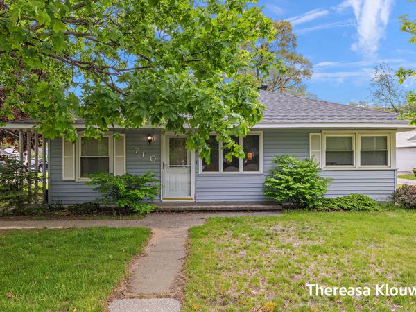 710 Quarterline Road, Muskegon, MI 49442