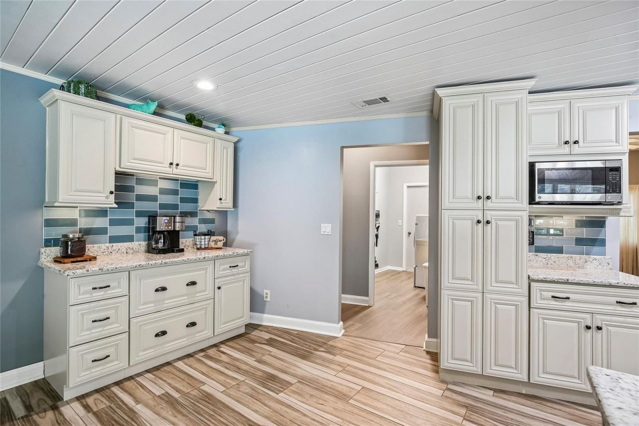 2754 Buckhorn Oaks Drive , Valrico, FL 33594 Photo