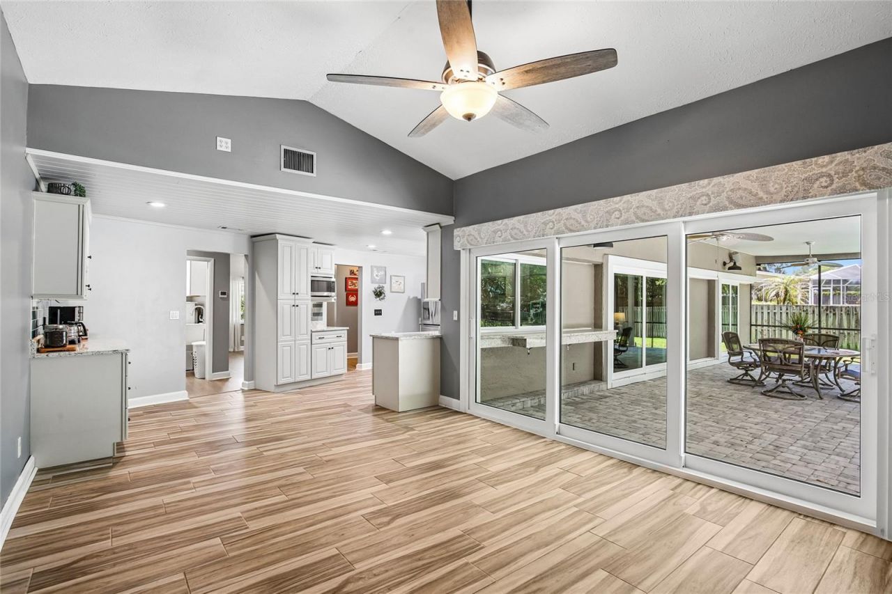 2754 Buckhorn Oaks Drive , Valrico, FL 33594 Photo