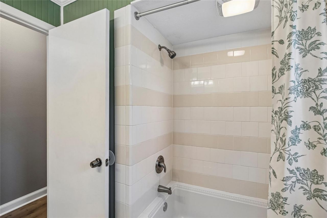 2754 Buckhorn Oaks Drive , Valrico, FL 33594 Photo