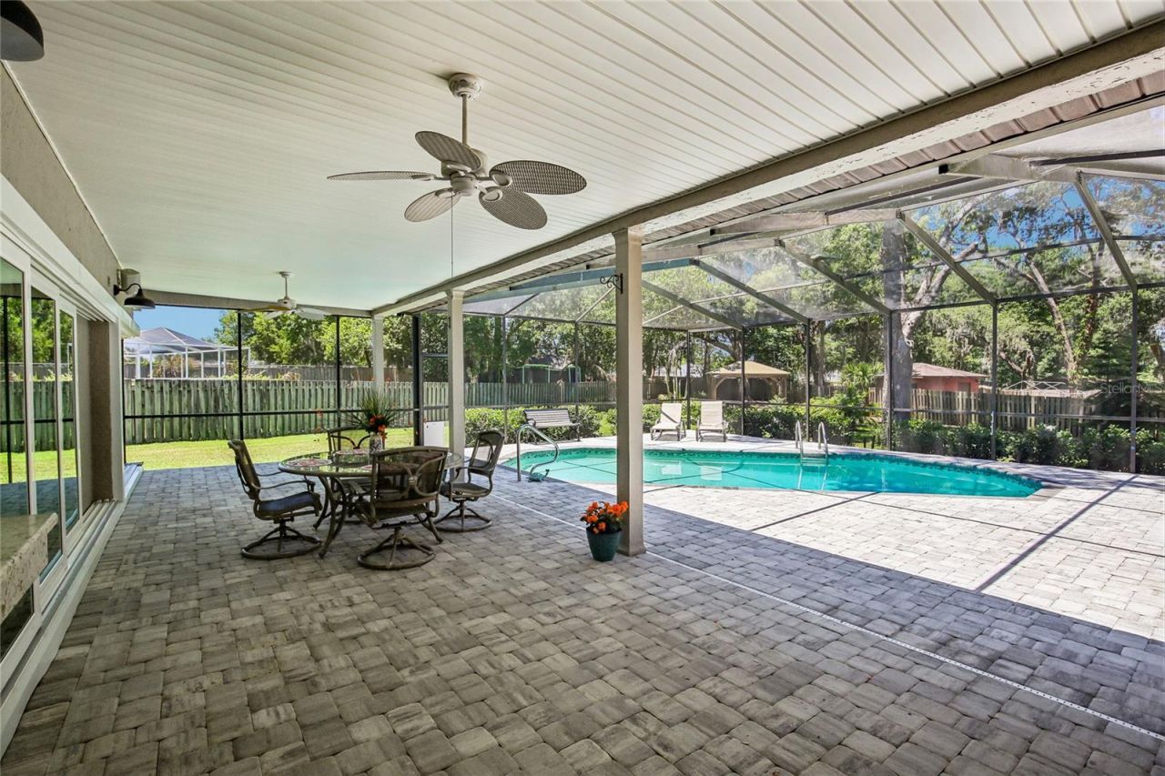 2754 Buckhorn Oaks Drive , Valrico, FL 33594 Photo