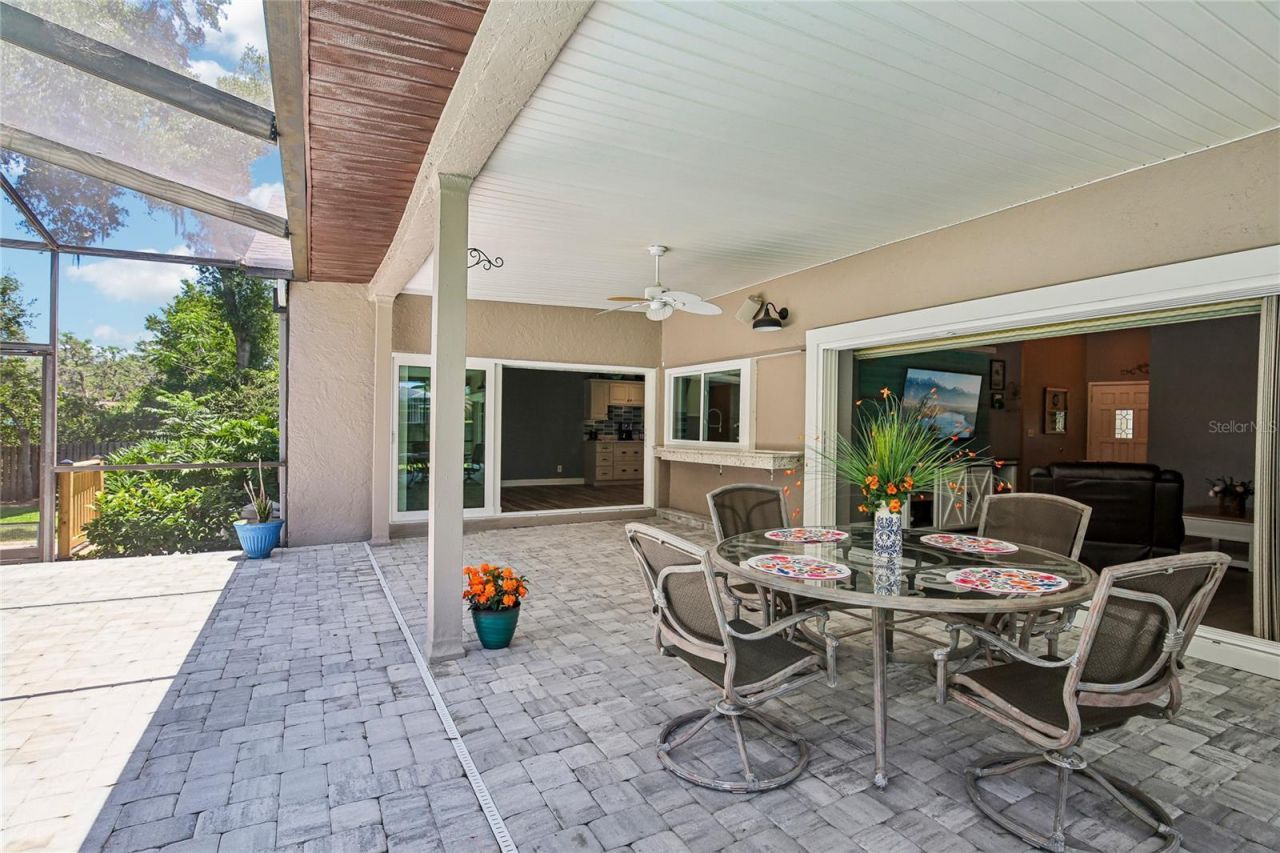 2754 Buckhorn Oaks Drive , Valrico, FL 33594 Photo