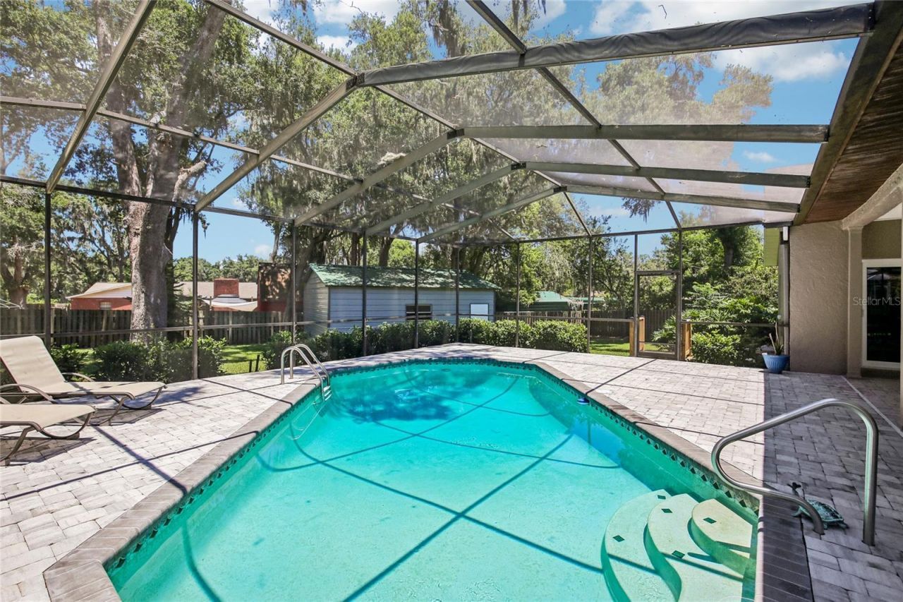 2754 Buckhorn Oaks Drive , Valrico, FL 33594 Photo