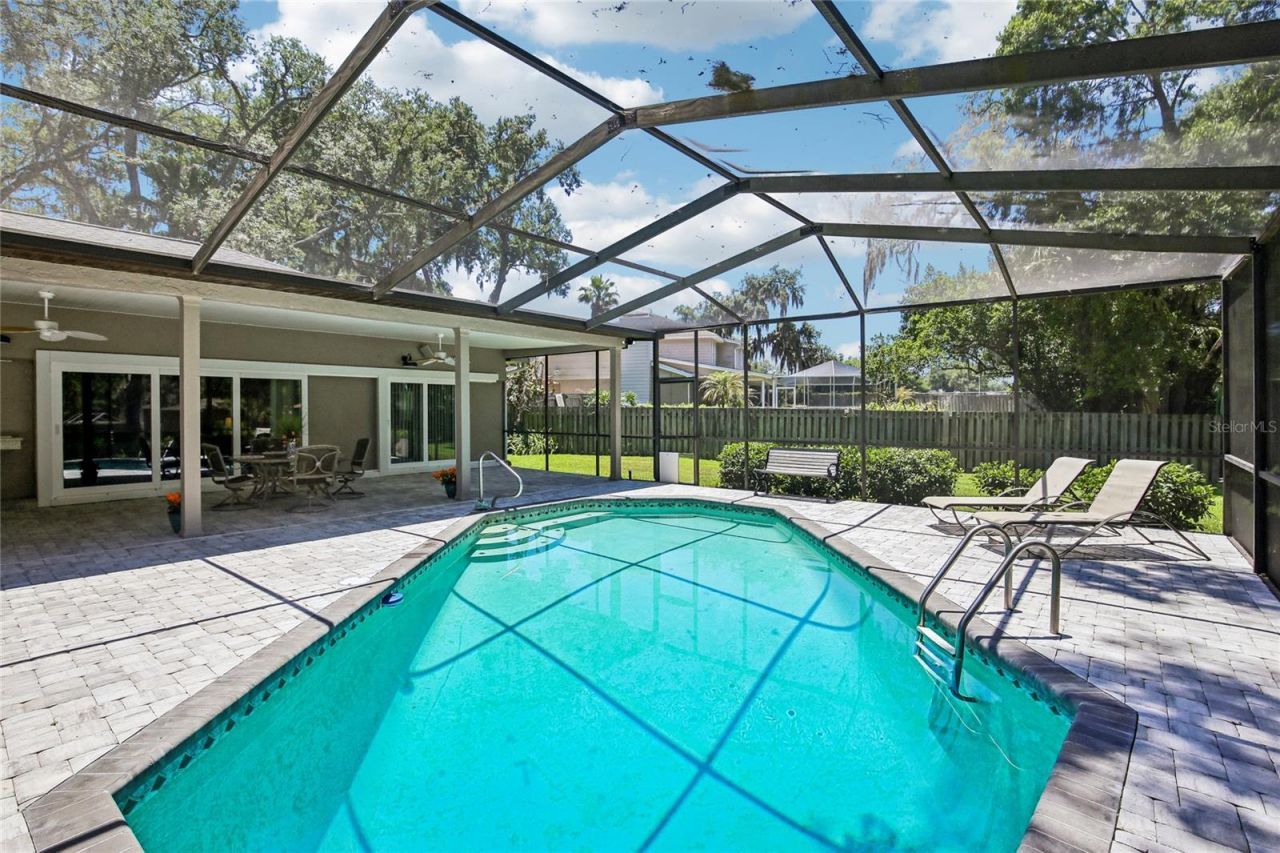 2754 Buckhorn Oaks Drive , Valrico, FL 33594 Photo