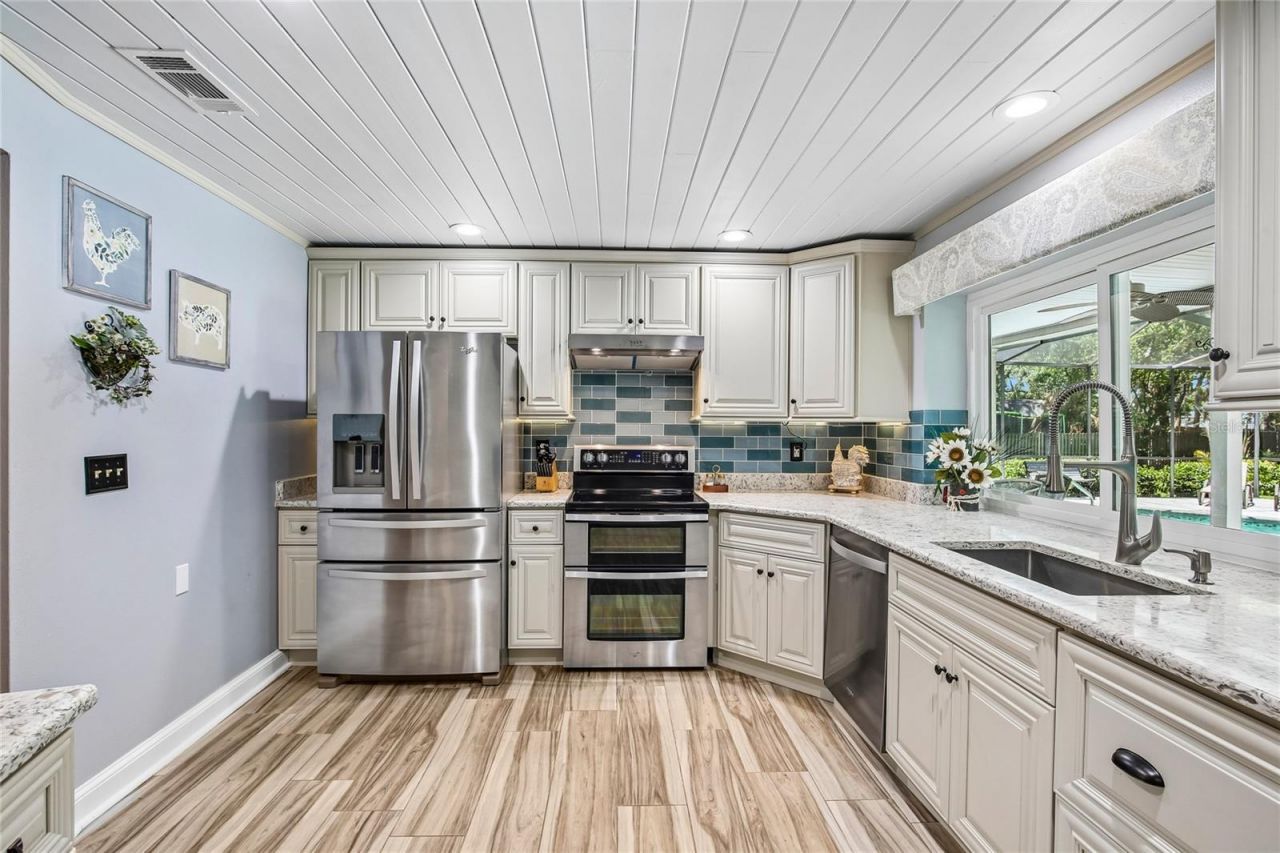 2754 Buckhorn Oaks Drive , Valrico, FL 33594 Photo