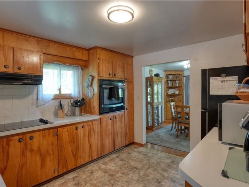 51167 Zep Road W, Pleasant City, OH 43772 Photo 8