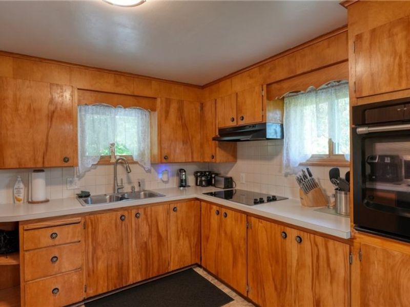 51167 Zep Road W, Pleasant City, OH 43772 Photo 9