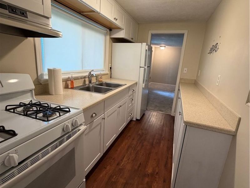 101 E 238th Street, Cleveland, OH 44123 Photo 11