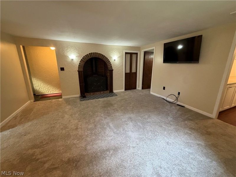 101 E 238th Street, Cleveland, OH 44123 Photo 18