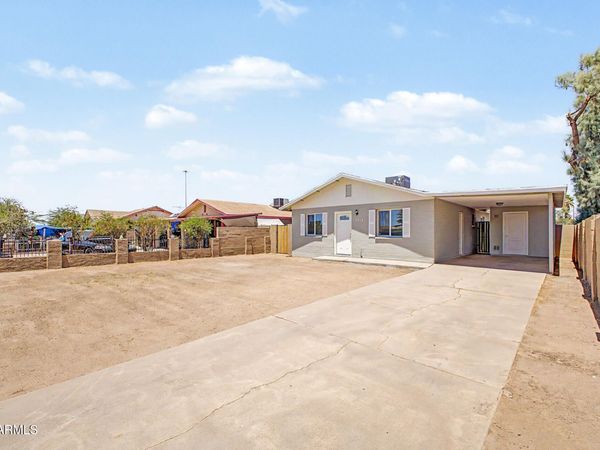 2212 W MADISON Street, Phoenix, AZ 85009