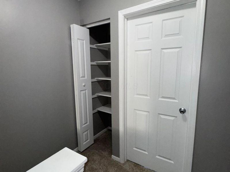5734 Crossing Court, Unit 1, Columbus, OH 43231 Photo 13