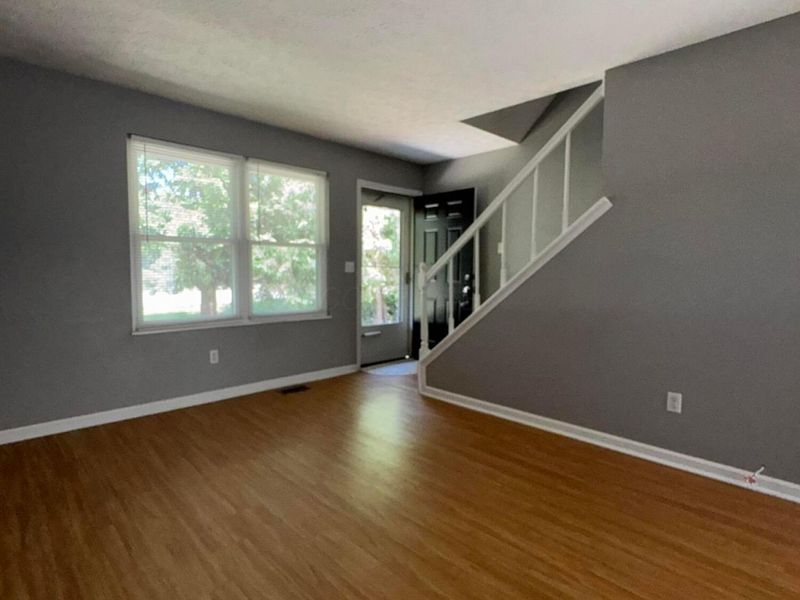 5734 Crossing Court, Unit 1, Columbus, OH 43231 Photo 2