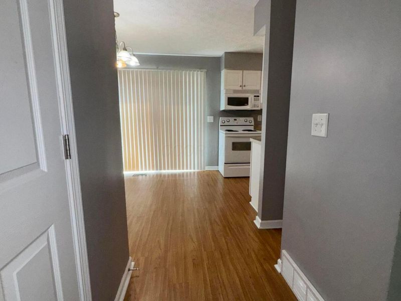 5734 Crossing Court, Unit 1, Columbus, OH 43231 Photo 5