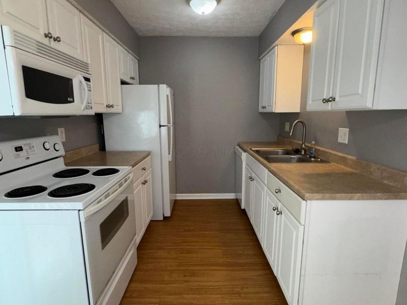 5734 Crossing Court, Unit 1, Columbus, OH 43231 Photo 7