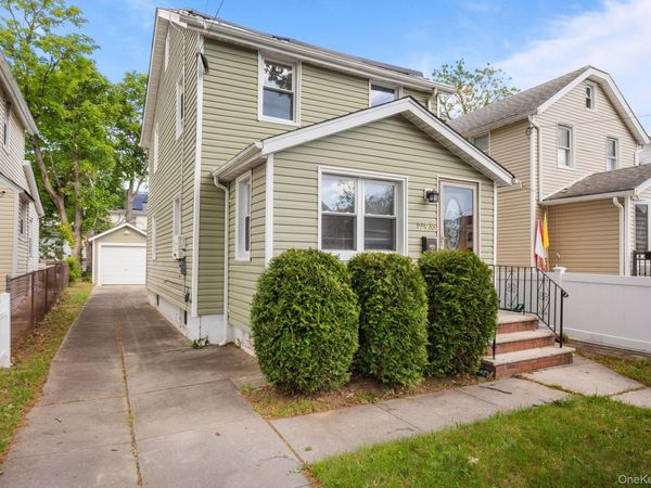 194-35 114th Drive, Saint Albans, NY 11412