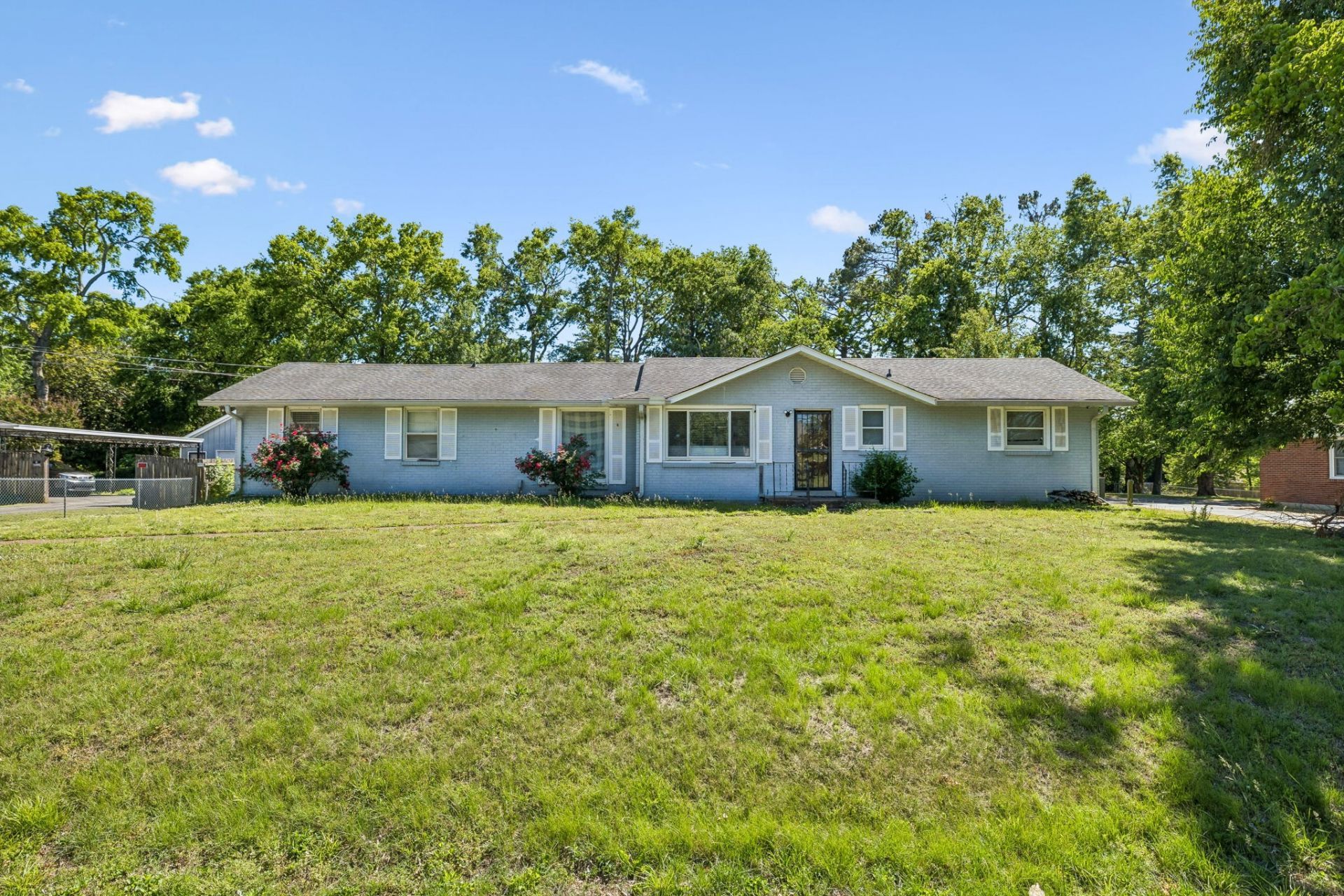 722 Robert Burns Dr , Nashville, TN 37217 Main Photo