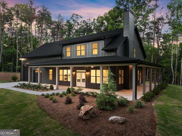 124 Fox Valley Road, Clarkesville, GA 30523