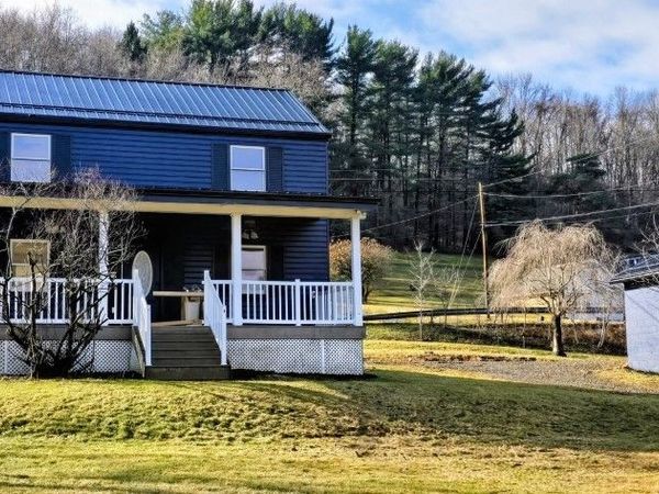 12 Mccutcheon Short Cut Rd , Leechburg, PA 15656