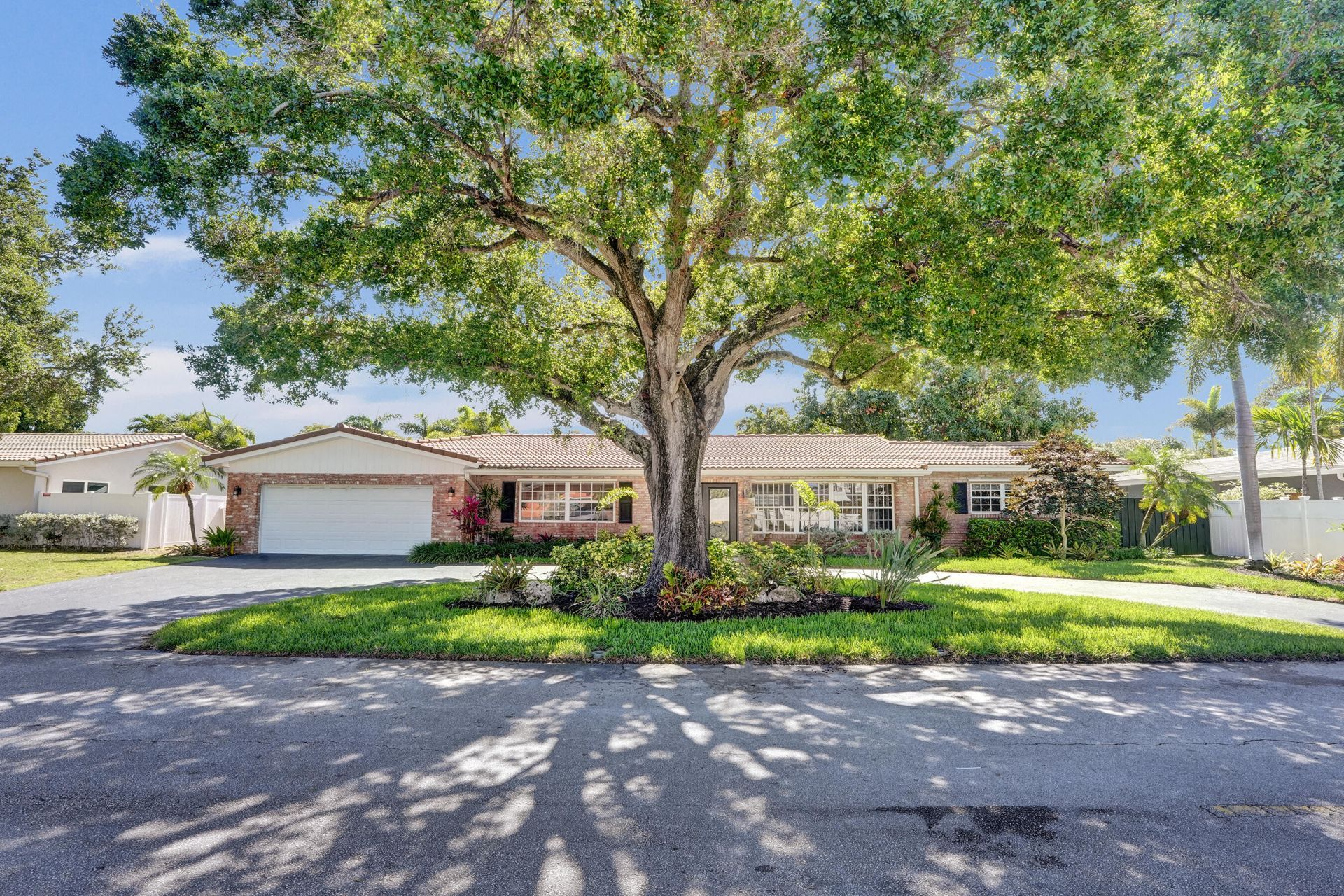 3930 NE 21st Avenue, Fort Lauderdale, FL 33308 Photo