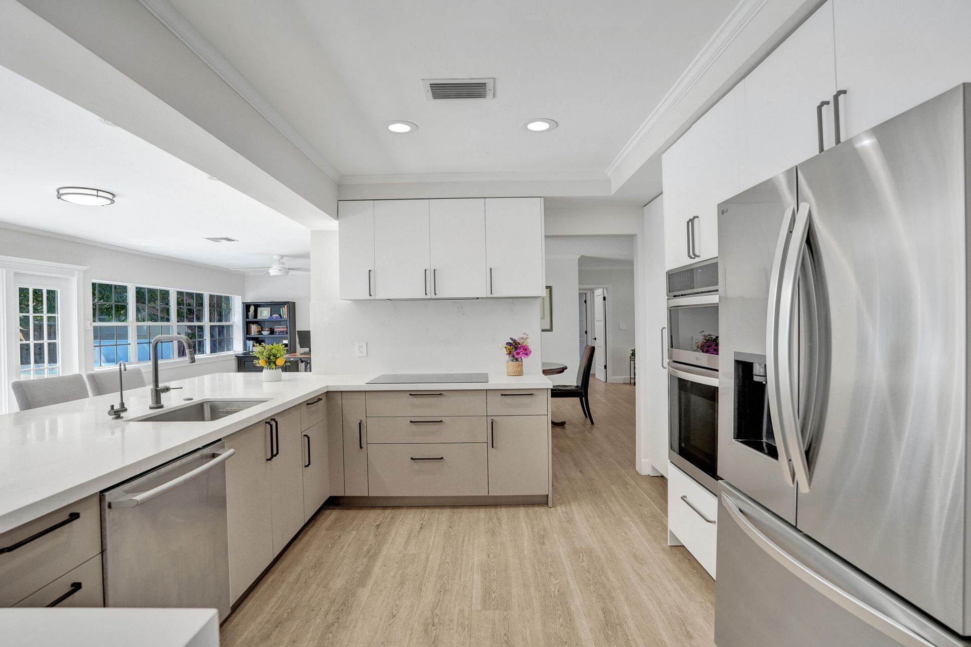 3930 NE 21st Avenue, Fort Lauderdale, FL 33308 Photo