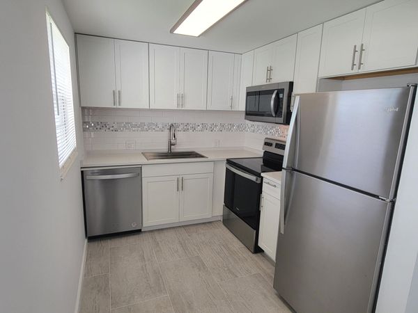 613 Fanshaw, Boca Raton, FL 33434