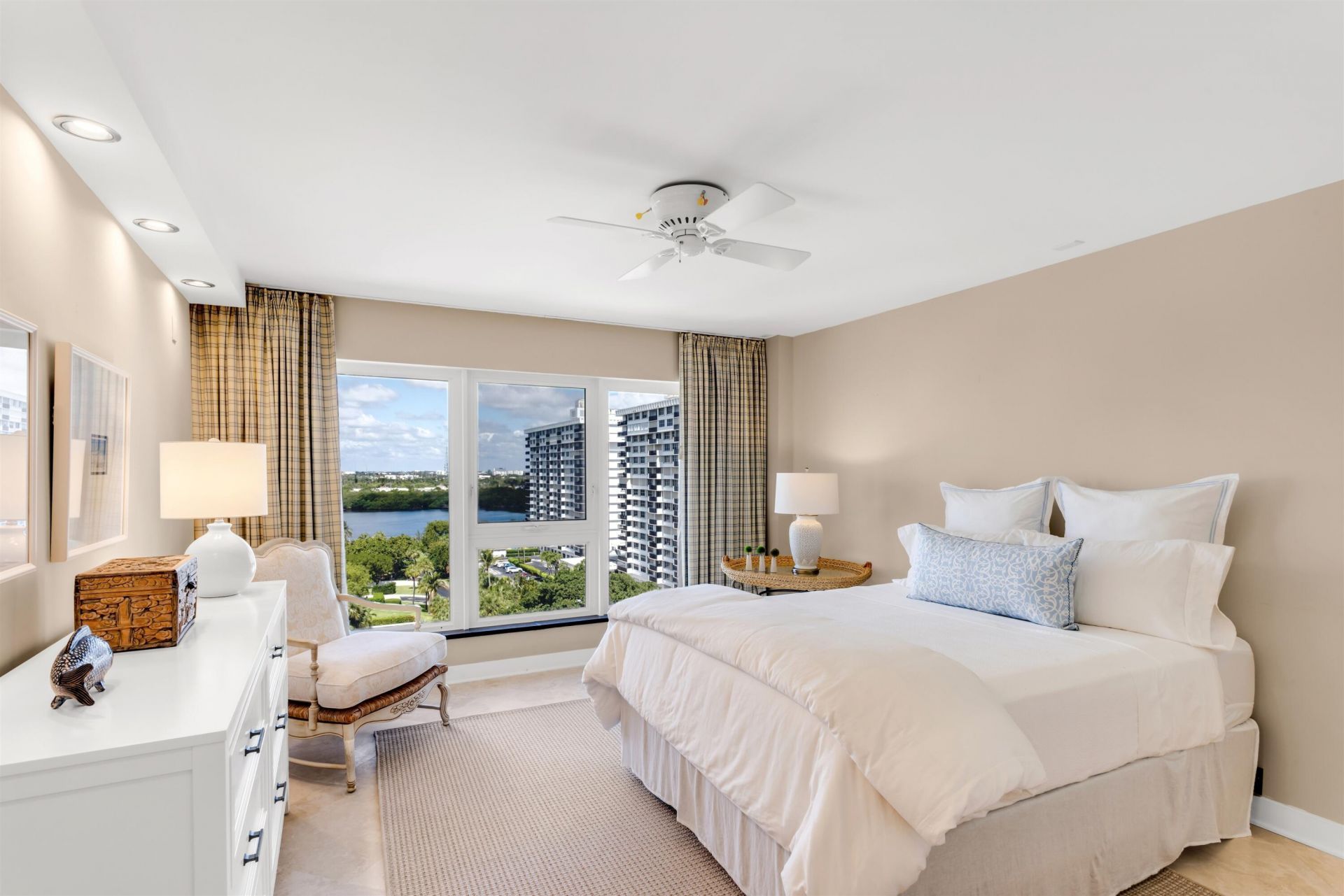 2066 N Ocean Boulevard, Unit 10nw, Boca Raton, FL 33431 Photo