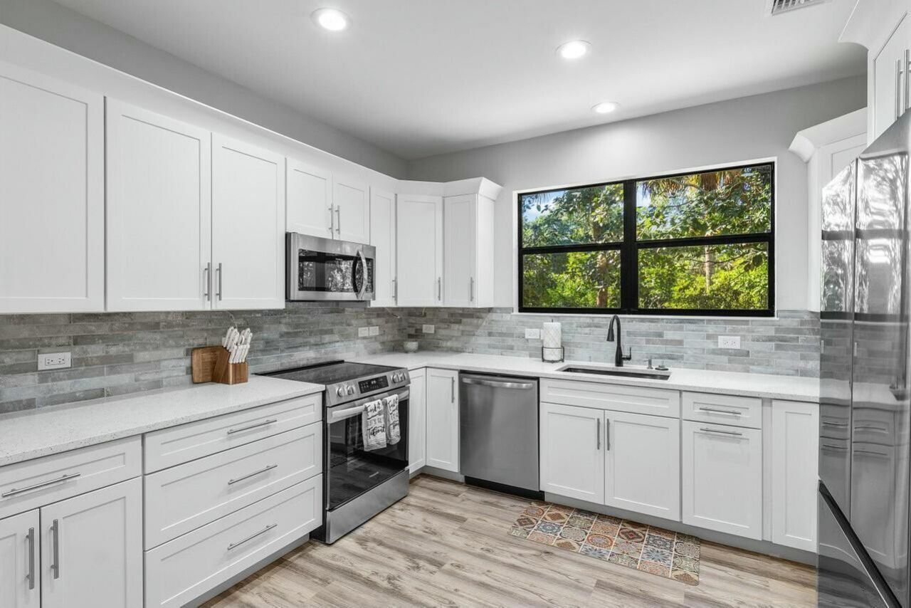 9266 Pinion Drive, Lake Worth, FL 33467 Photo