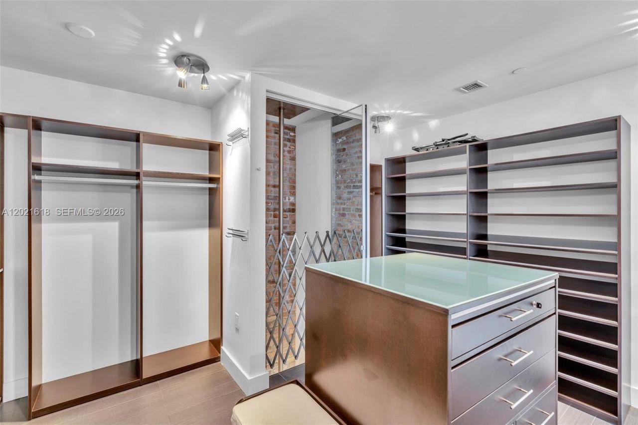 1100 Biscayne Blvd, Unit 2706, Miami, FL 33132 Photo