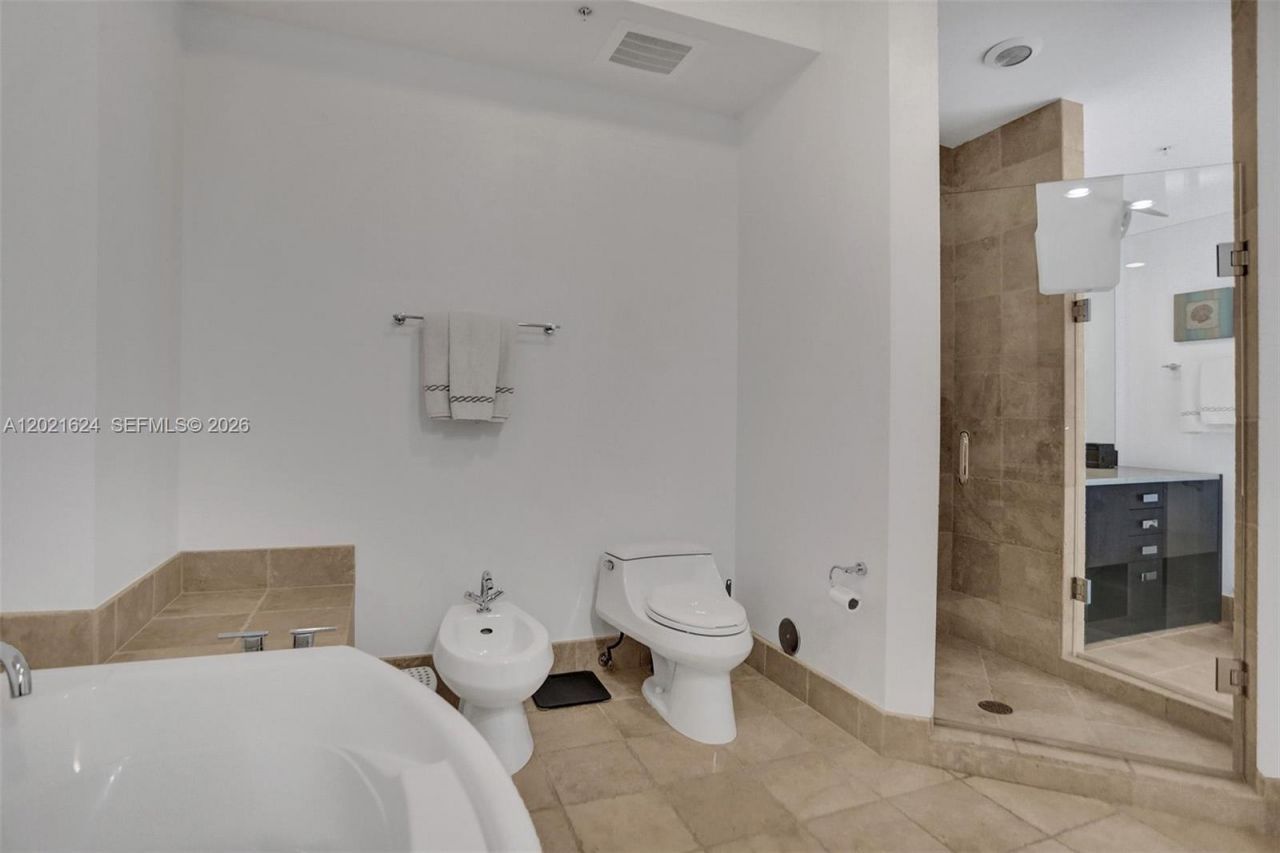 18201 Collins Av , Unit 4108, Sunny Isles Beach, FL 33160 Photo