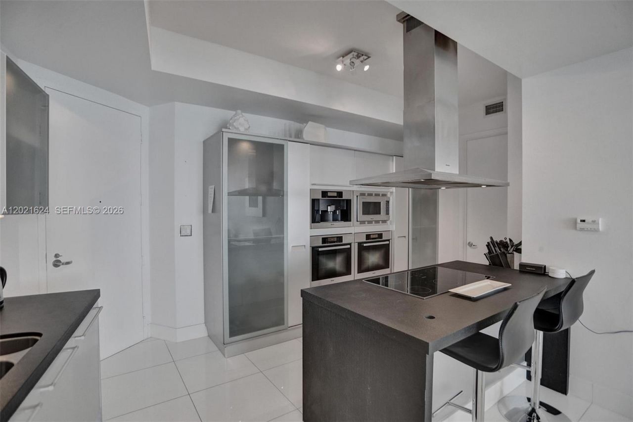 18201 Collins Av , Unit 4108, Sunny Isles Beach, FL 33160 Photo