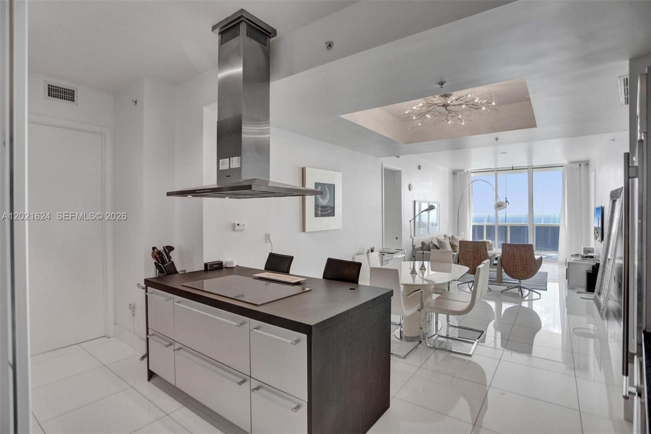 18201 Collins Av , Unit 4108, Sunny Isles Beach, FL 33160 Photo