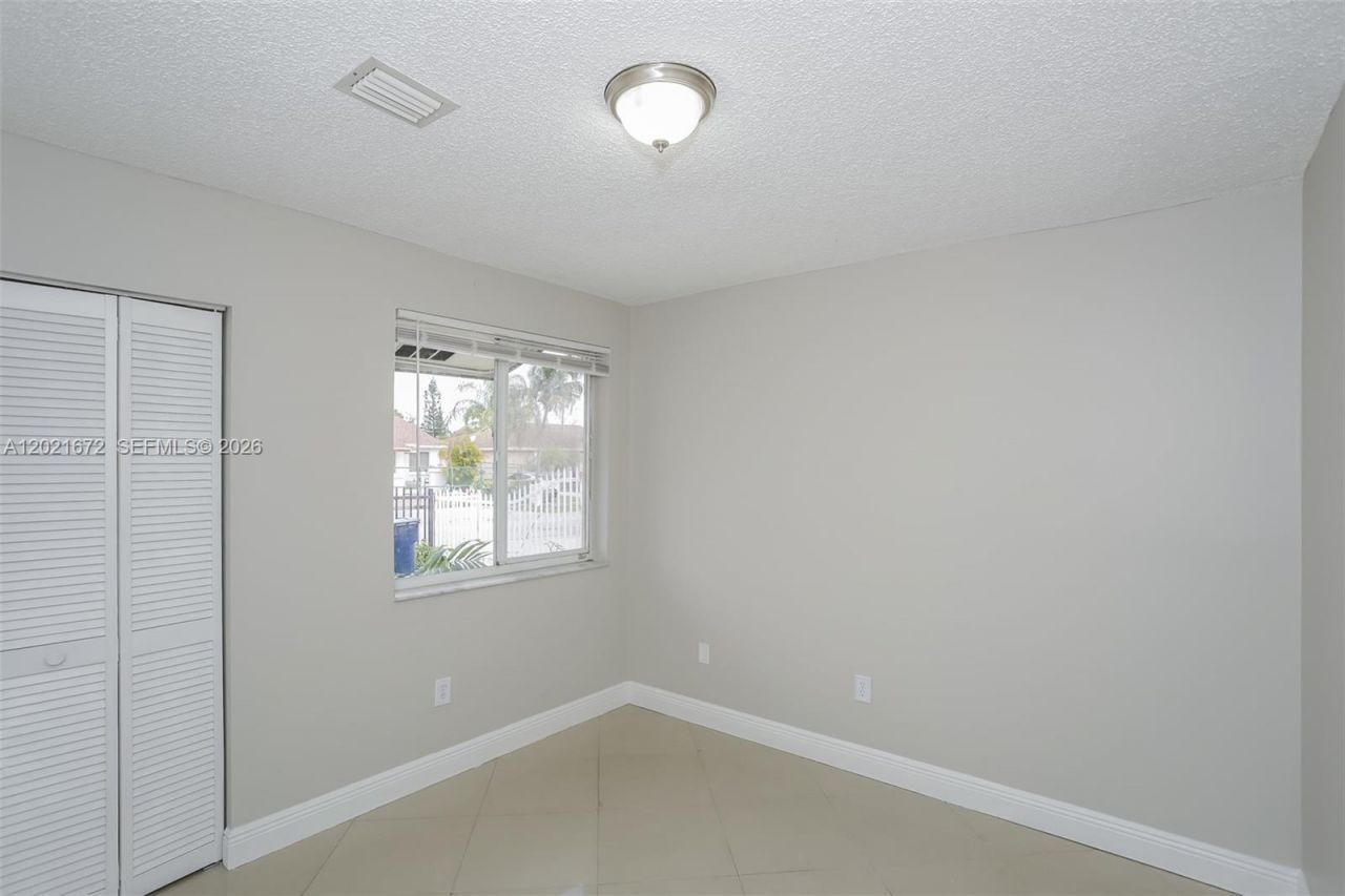 12324 SW 198th St , Miami, FL 33177 Photo