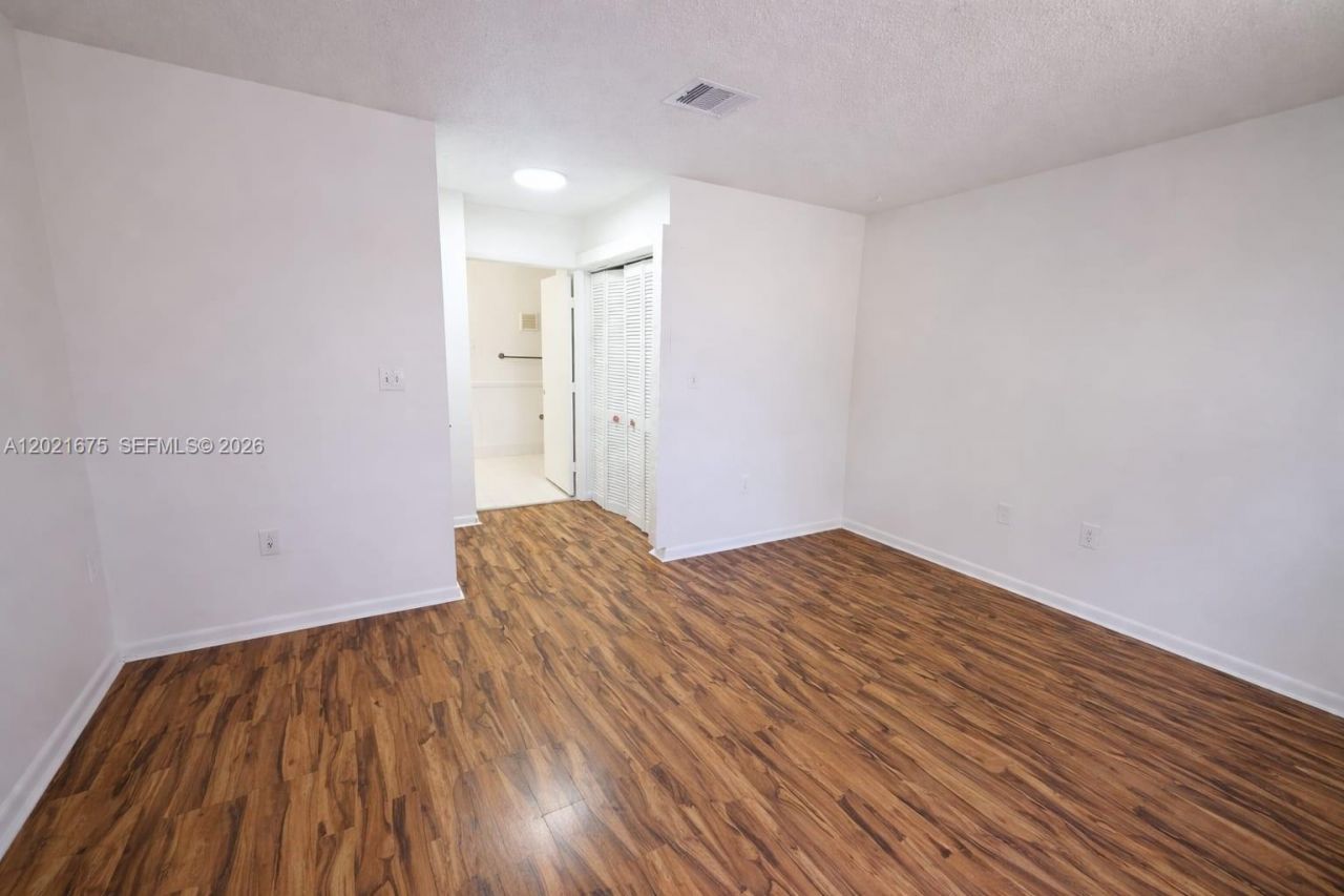 15761 SW 137 Ave, Unit 202, Miami, FL 33177 Photo