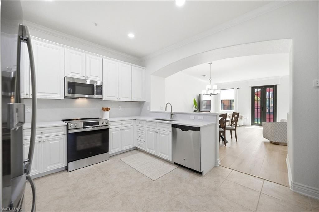9066 Albion Ln N, Unit 5101, Naples, FL 34113 Photo