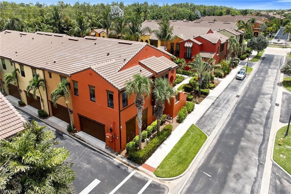 9066 Albion Ln N, Unit 5101, Naples, FL 34113 Photo