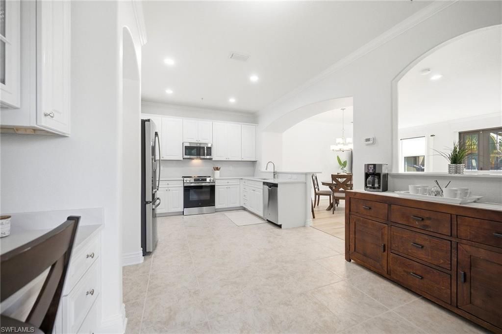 9066 Albion Ln N, Unit 5101, Naples, FL 34113 Photo