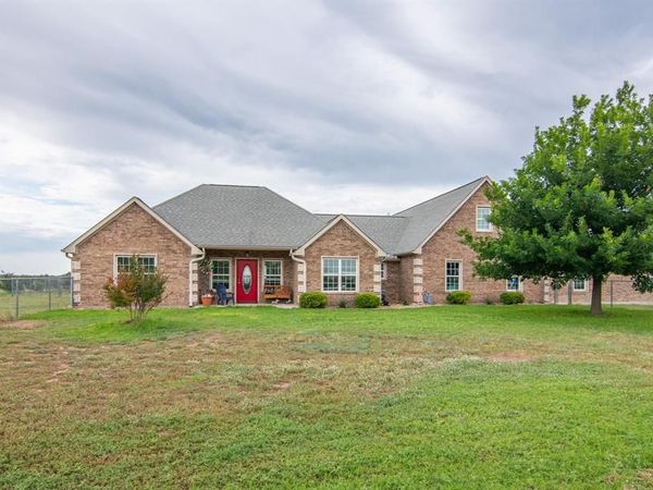 6187 Fm 586, Bangs, TX 76823
