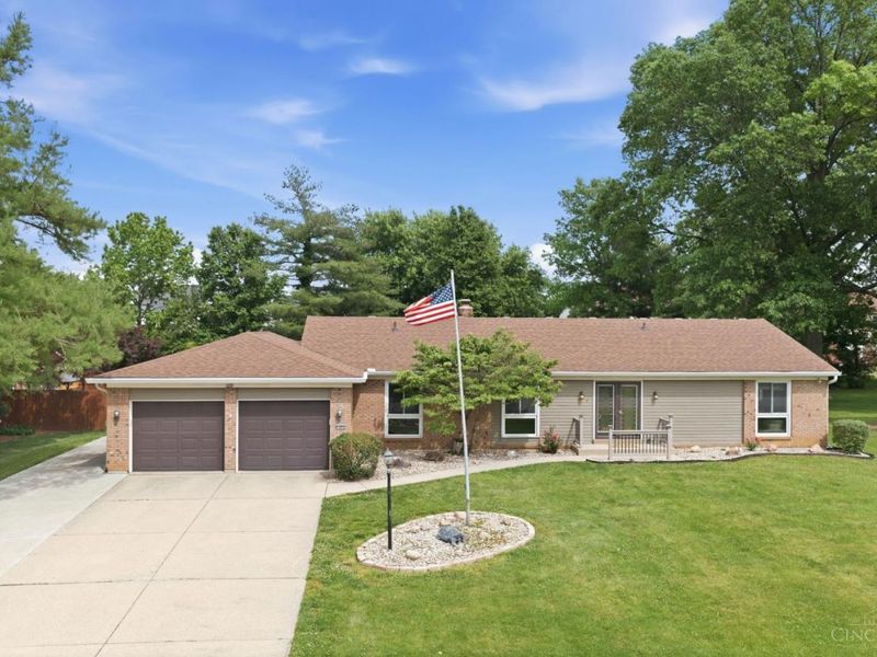7694 Kennesaw Drive, West Chester, OH 45069 Photo 1
