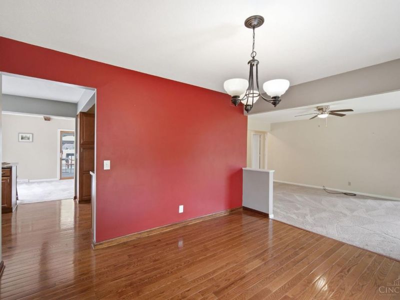 7694 Kennesaw Drive, West Chester, OH 45069 Photo 10