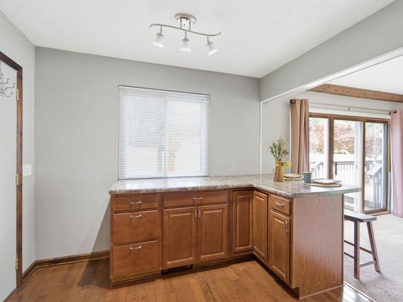 7694 Kennesaw Drive, West Chester, OH 45069 Photo 18