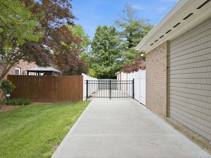 7694 Kennesaw Drive, West Chester, OH 45069 Photo 50