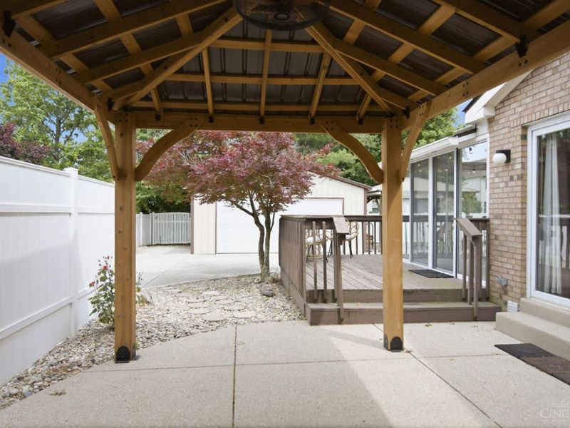 7694 Kennesaw Drive, West Chester, OH 45069 Photo 54