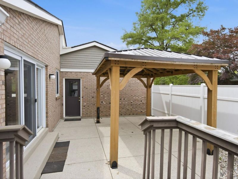 7694 Kennesaw Drive, West Chester, OH 45069 Photo 56