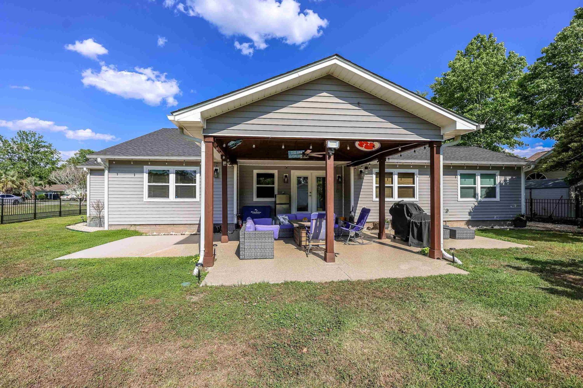 105 Saint Andrews Ct.  Photo 33