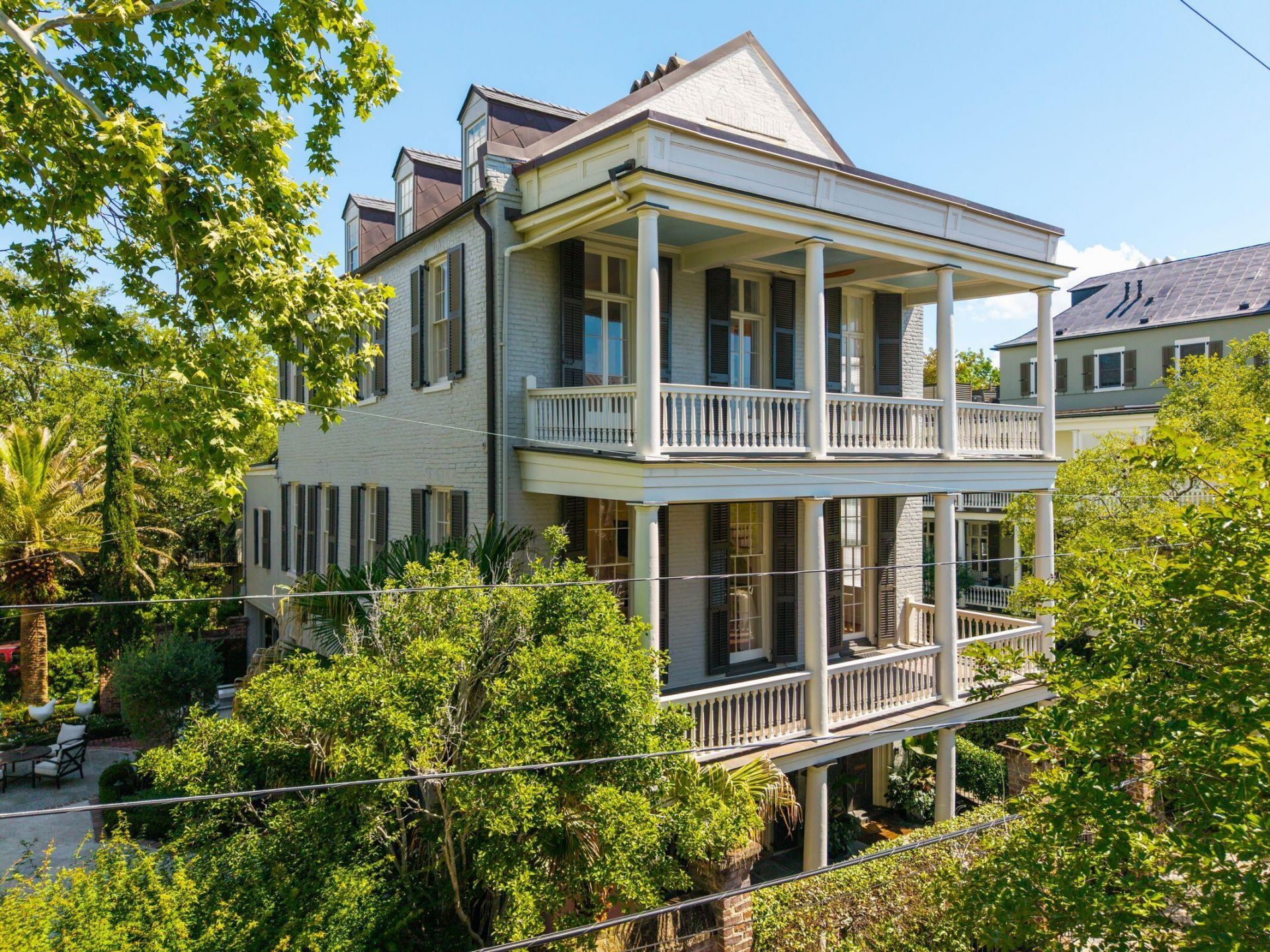 22 Lamboll Street Photo 2