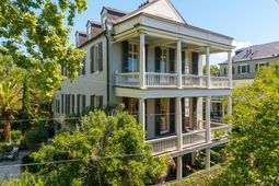 22 Lamboll Street photo 4