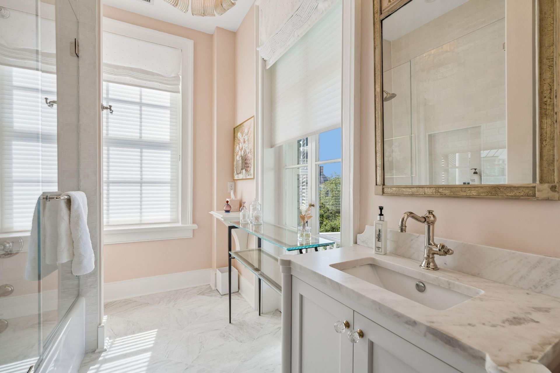 22 Lamboll Street Photo 35