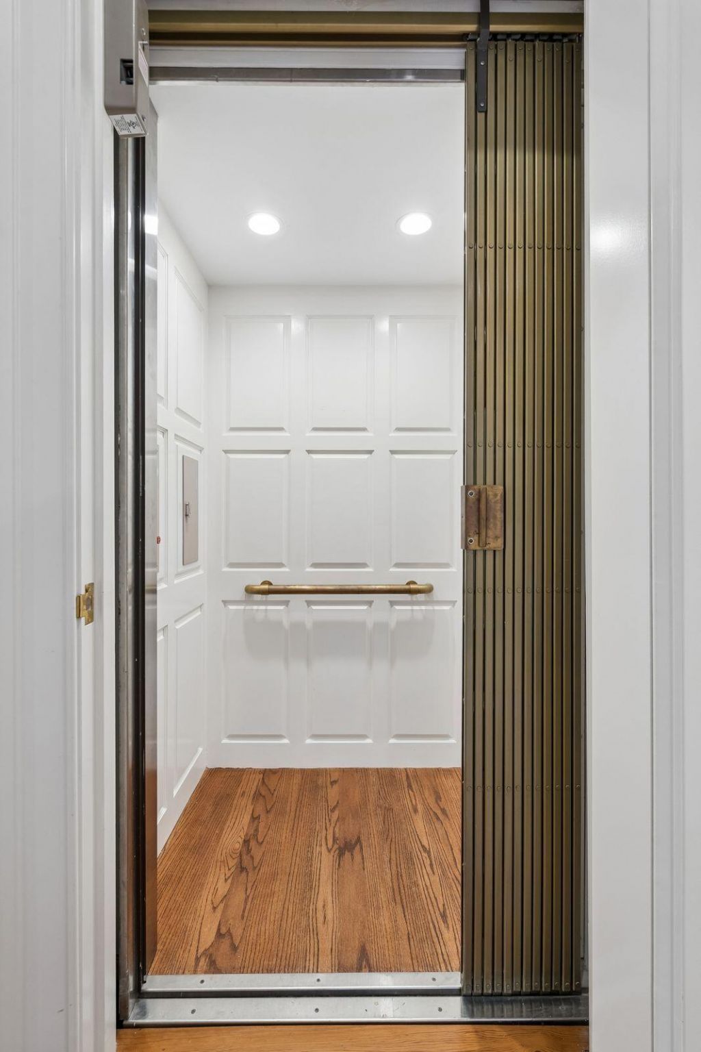 22 Lamboll Street Photo 45